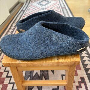 Glerups wool slip-ons - Navy | Size 43